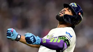 Rays Clinch ALCS with 7-3 Win Over Guardians, Set World Series vs. Brewers