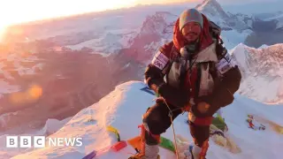 Avalanche on Broad Peak Leaves 10 Climbers Missing, Purja-Led Team Under Rescue Effort