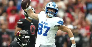 Lions Snap Cardinals' Home Streak with 45-21 Blowout After Slow Start