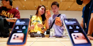 Apple Bets on Five New iPhones, Expands Foldable Push to Win Market Share