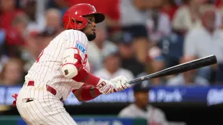 Arraez's Ankle Sprain Threatens Phillies' Playoff Push