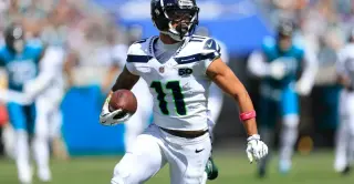 Bears Face Seattle’s Defensive Wall in High-Stakes Monday Night Clash