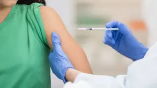 Independent experts unite to clarify fall vaccine guidance for flu, COVID-19, and RSV