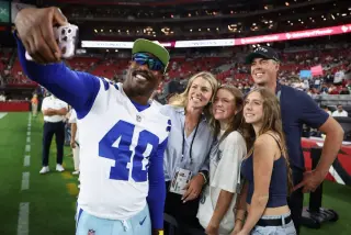 Miller lands No. 40 for Cowboys through bite-sized deal with chicken venture