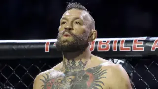 McGregor Seeks No-Contest After Right-Knee Injury, Faces Surgery
