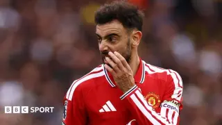 Carrick's United Survive Leeds Storm but Remain Winless Since August