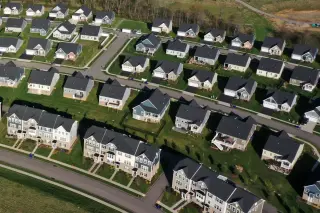 Parents Join Mortgages to Help Young Buyers Qualify as Prices Spike