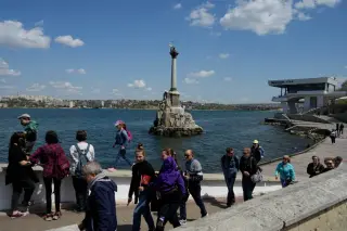 Fuel Shortages Deepen in Crimea as Ukrainian Strikes Disrupt Supply Lines
