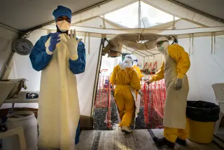 Ebola crisis exposes gaps in U.S. pandemic readiness