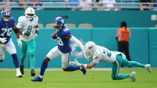 Giants Release Darius Slayton, Sparking a New WR Market