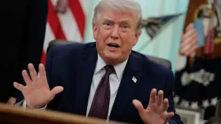 Trump Portraits on New '250th Anniversary' Passports Spark Opt-Out Questions