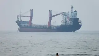 Container ship grounds in Strait of Hormuz as Iran enforces PGSA routes