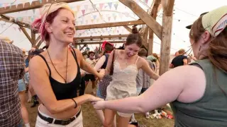 Five-Minute Dance Breaks Boost Brain Power, Mood, and Focus