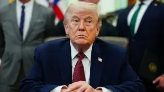 US Navy seizes Iranian-flagged cargo ship Touska amid Gulf blockade tensions