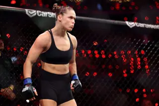 Rousey urges female MMA stars to promote themselves as hard as they train