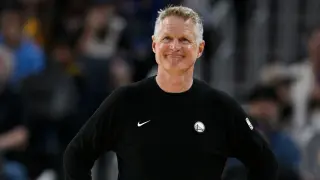Kerr Signals Possible Warriors Return If Front Office and Roster Align