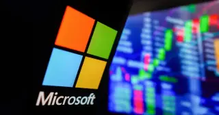 Global outage disrupts Microsoft 365, Teams, and Outlook