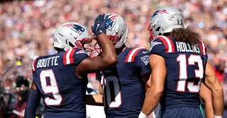Patriots trade Boutte for Reed, reshaping WRs and safety depth