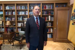 Alito Warns Emergency Docket Surge Will Persist Amid Rising Political Tension