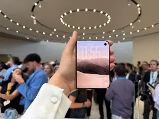 Apple's $2,000 iPhone Duo Launches Oct. 23 with Passport-Style Fold and Matte Screen