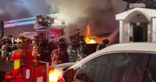 Five-alarm Queens blast leaves 1 dead, officers hospitalized