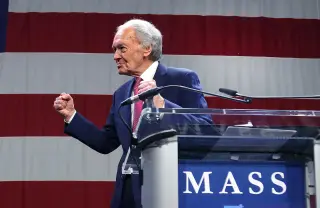 Markey Clinches Strong Endorsement at Mass. Democratic Convention