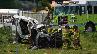 Five Die After Amazon Cargo Jet Overruns Runway, Hits Cleaning-Van in Miami