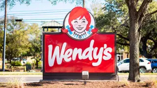 Wendy's Meme-Stock Rally Extends Surge on Reddit Buzz