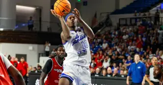 Goodwin's late 3 seals La Familia's TBT series win over The Ville