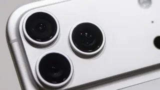 Foldable iPhone Drops Deep-Zoom Hopes: No Telephoto Lens