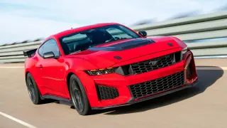 Ford Mustang Dark Horse SC Delivers 795 HP for Track-Ready Performance