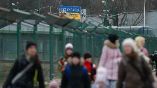 EU extends Ukraine protection, but military-age men barred from scheme