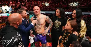 Anthony Smith faces felony charges after domestic incident; wife and manager speak out