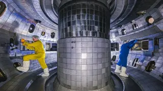 Alfvén-Driven Flows Quiet Turbulence, Boosting Tokamak Fusion Prospects