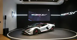 Lamborghini Revuelto SV ramps up speed and handling with hybrid hardware