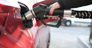 Gas and diesel prices spike as wars and outages tighten U.S. fuel supply
