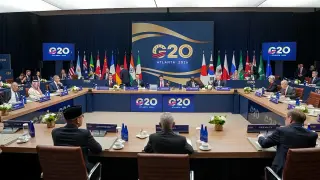 G20 Photo Cancelled as European Allies Refuse to Pose with Lavrov