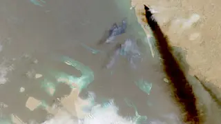 Houthis Hit Mocha Port and Aramco Refinery Amid Iran-Linked Tensions
