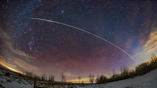 Private satellites could form a sky-spanning 'Saturn ring,' astronomers warn