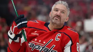 Ovechkin's Children Introduce Him in Capitals' 5-3 Win Over Penguins