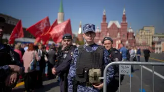 Russian court convicts spy for Polish intelligence as Warsaw foils assassination plot