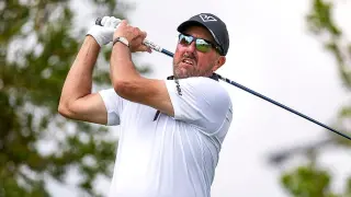 Mickelson hits back at Skratch over defamation claims, denies club expulsions