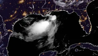 Bertha drifts west along Gulf Coast, prompting tropical-storm warnings