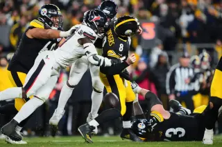 DOJ Probes NFL Media Deals for Antitrust Risk