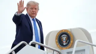 GOP Faces Mixed Signals as Trump-Hosted Midterm Convention Approaches