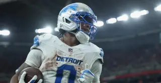 Lions Survive Slow Start to Beat Cardinals 45-21, Sparking Debate Over Defense and LaPorta