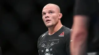 Ex-UFC Star Anthony Smith Faces Felony Charges After Nebraska Bar Incident