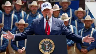 Trump pledges a marathon July 4 speech despite blistering DC heat