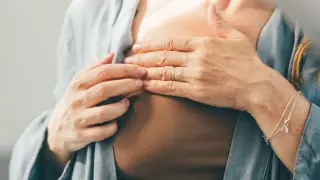 GLP-1 Weight-Loss Drugs Linked to Lower Breast Cancer Risk, Prompting New Trials
