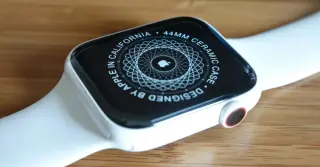 Ceramic Apple Watch Set for Revival This Year, Gurman Says